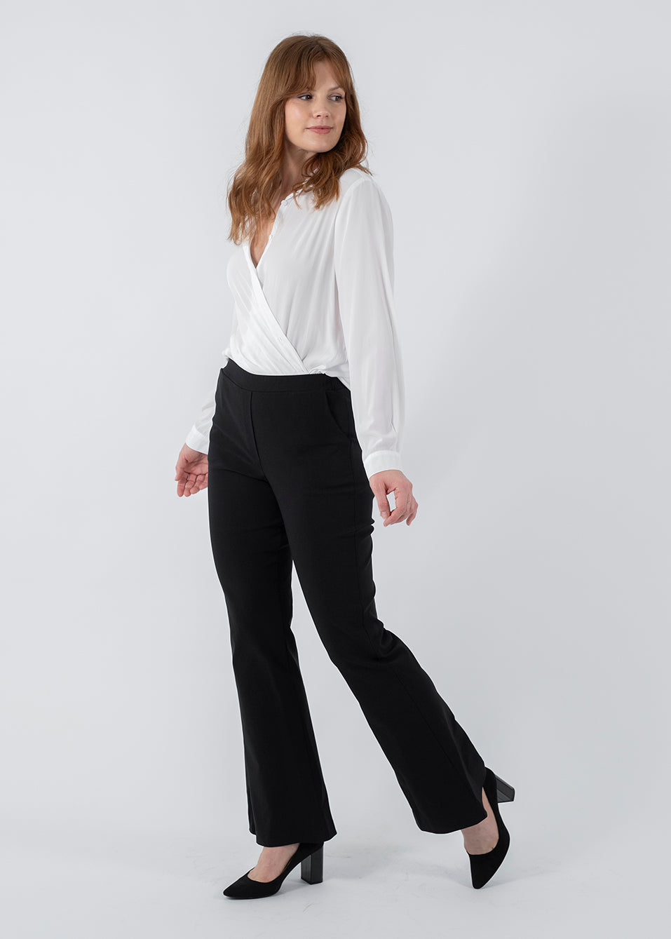 Bootie Bengaline Women's full length Kick-flare pants in black.