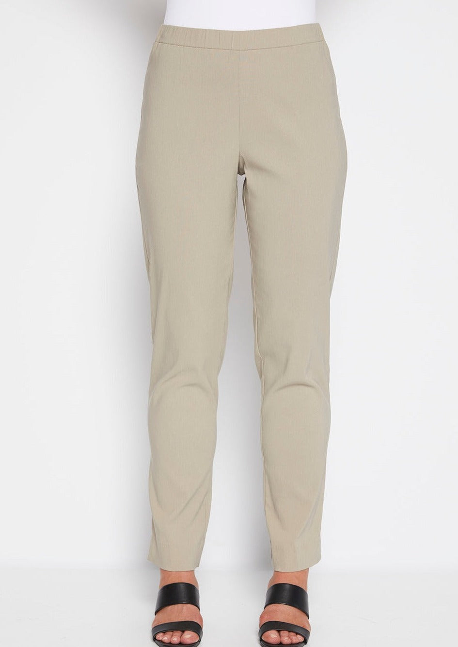 Narrow Miracle Bengaline Women's full-length slim-cut pants in raffia.