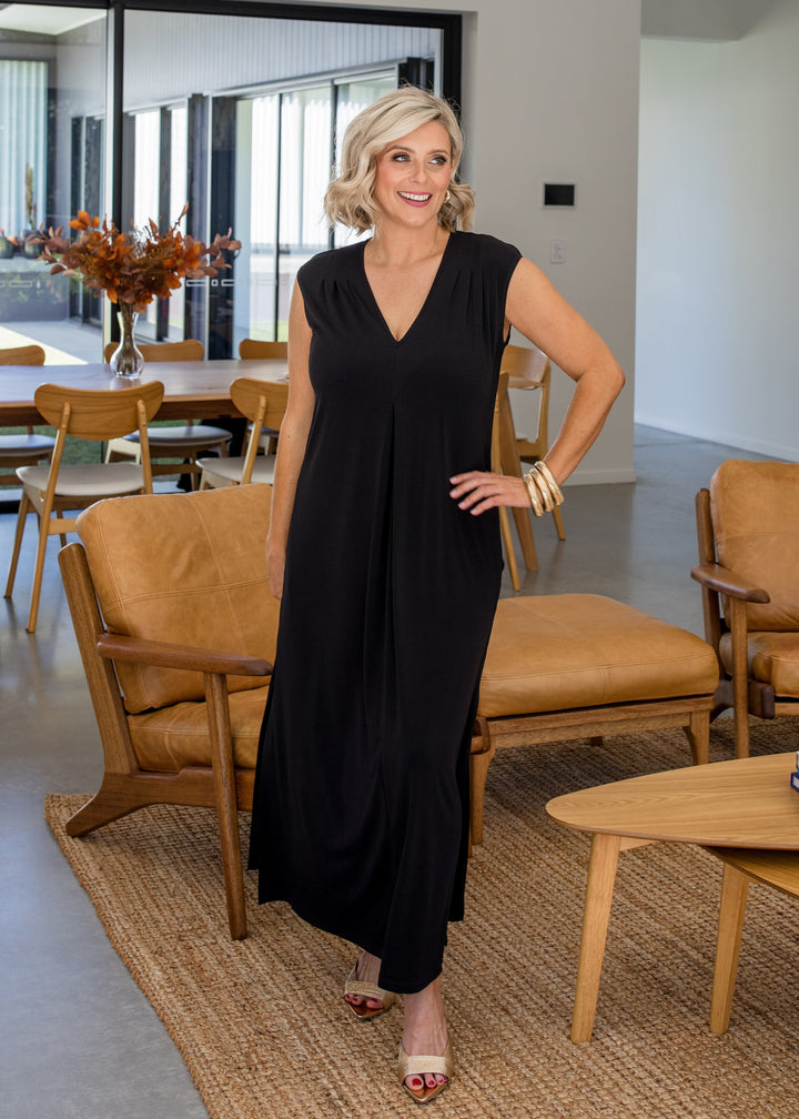 Divine jersey V neck maxi dress in Black