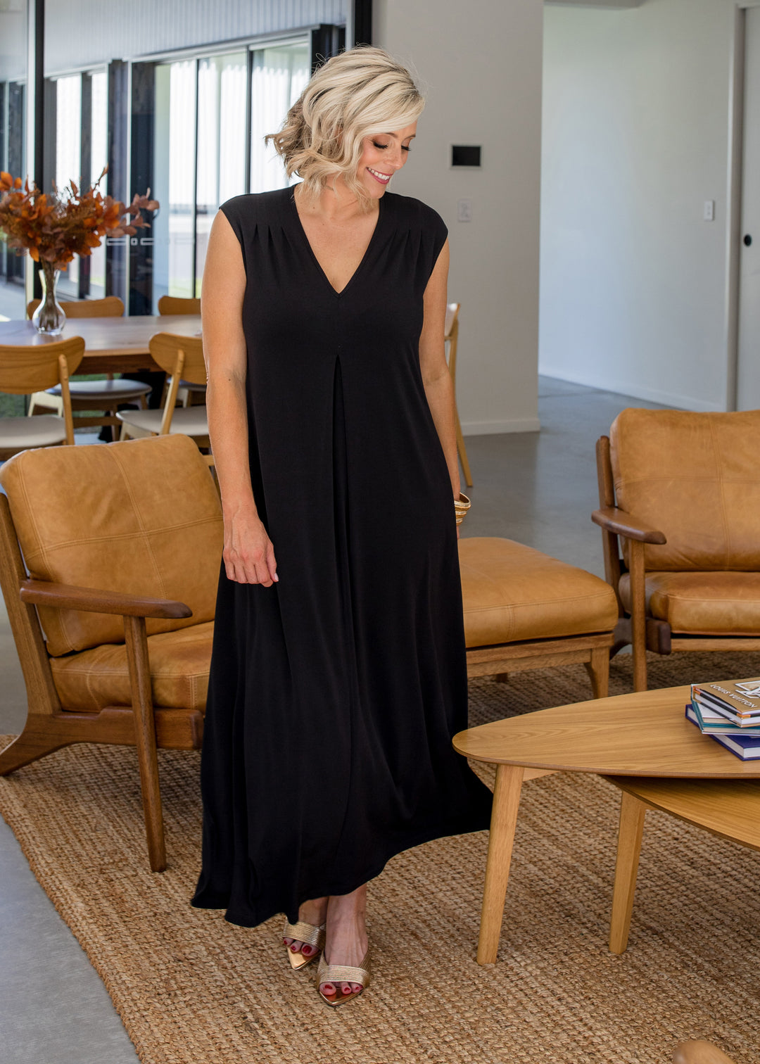 Divine jersey V neck maxi dress in Black