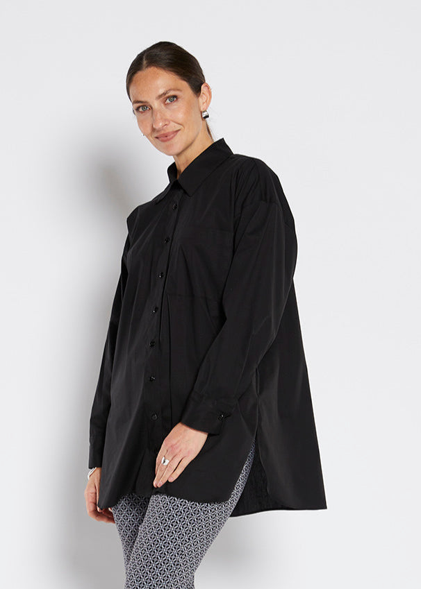 Jojo City stretch cotton boyfriend shirt in black